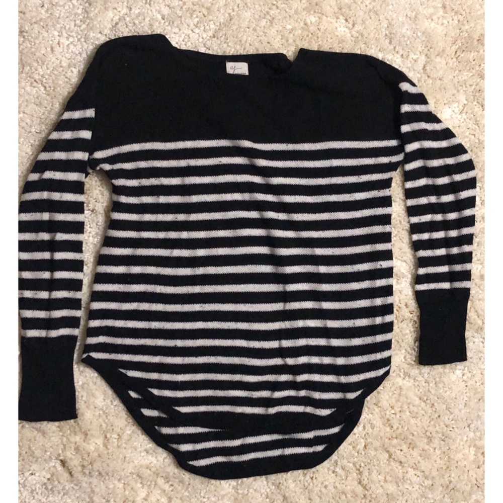 Black and white striped long sleeve knit top